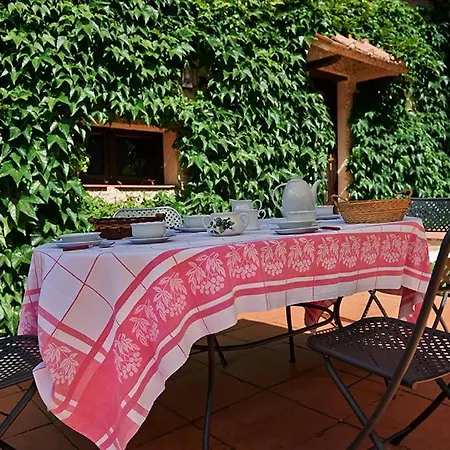 Farm stay Agriturismo Caterina Belvedere (Florence)