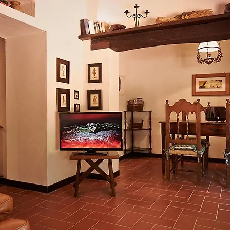 Agriturismo Caterina Farm stay Belvedere (Florence)
