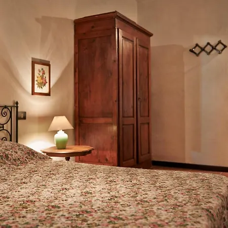 Agriturismo Caterina Farm stay Belvedere (Florence)